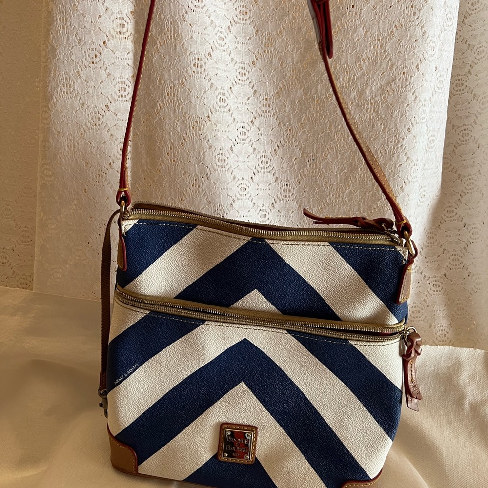 Dooney & Bourke handbag